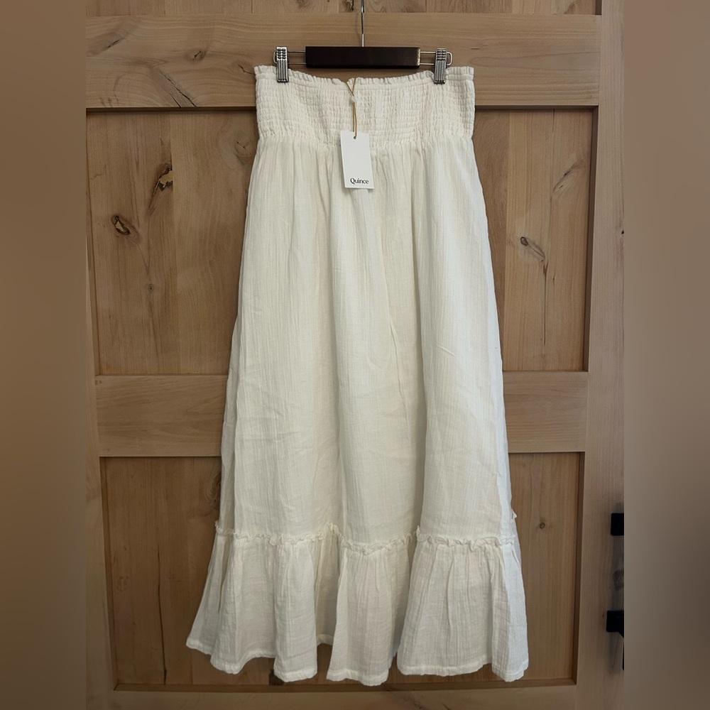 NWT! Quince Women’s White Organic Cotton Gauze Smocked Maxi Skirt, Size XS - Picture 2 of 4